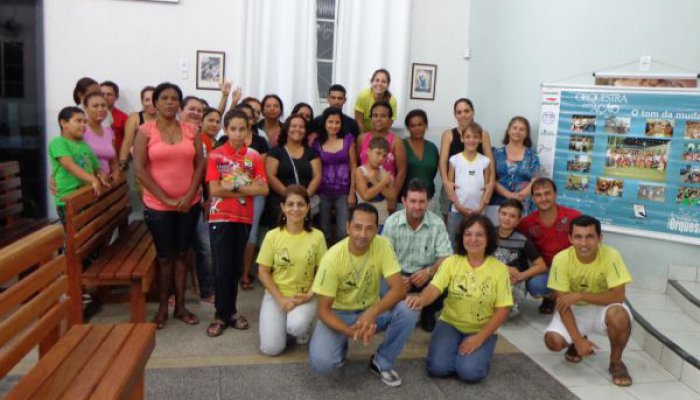 Reunião de pais realizada na Comunidade Nossa Senhora de Fátima