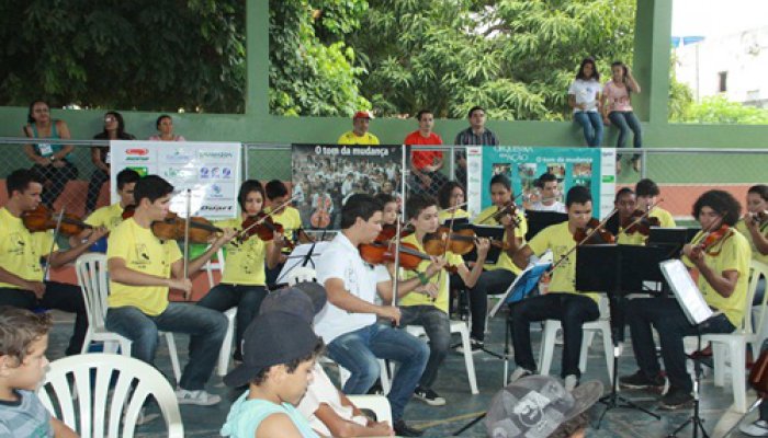 Ji-Paraná - Orquestra em Ação realiza apresentação