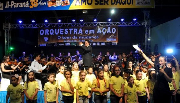Orquestra em Ação faz apresentação triunfal na festa de aniversário de Ji-Paraná